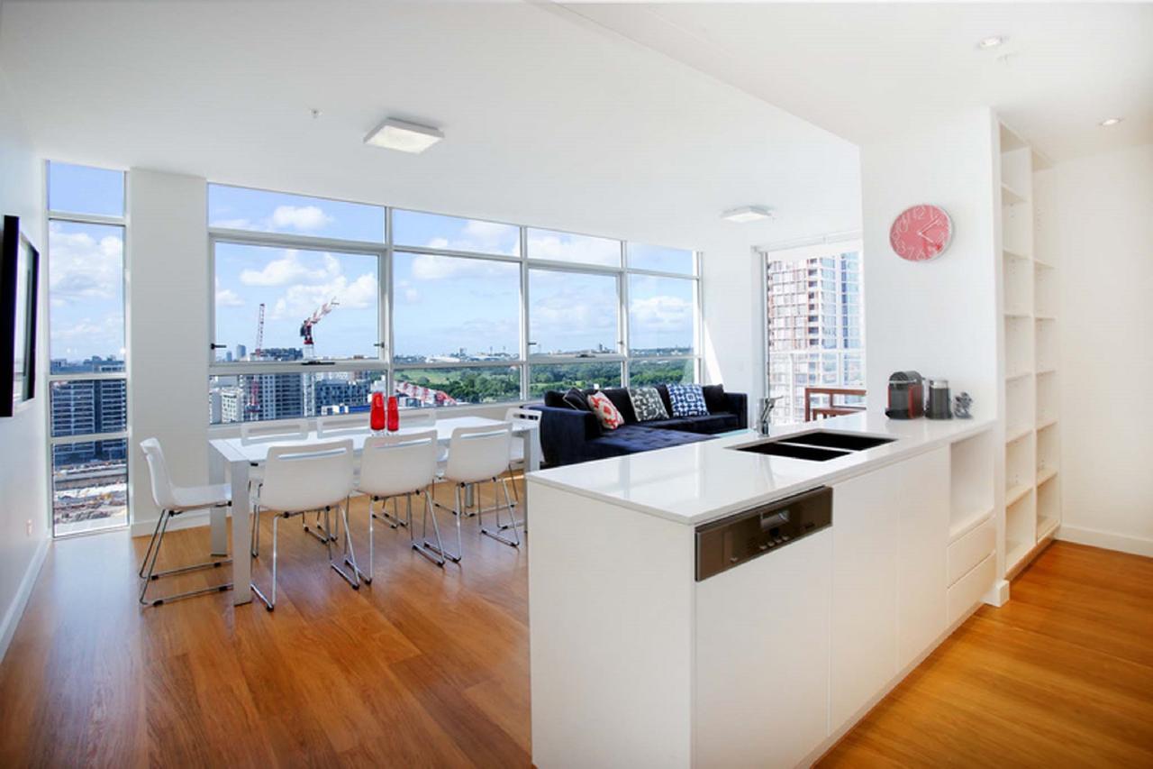 Gadigal Groove - Modern And Bright 3Br Executive Apartment In Zetland With Views سيدني المظهر الخارجي الصورة